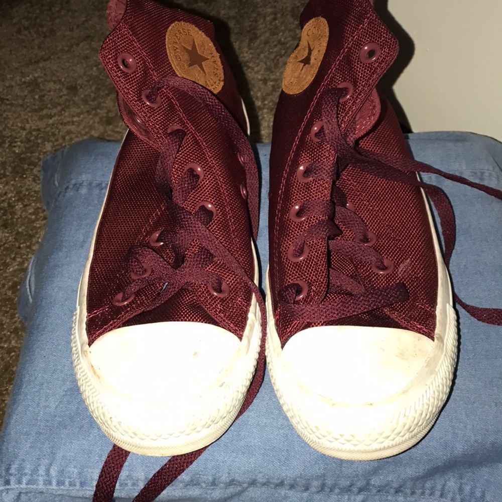 COPY - Burgundy hightop converse